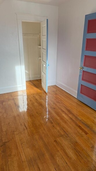 Building Photo - 1922 Grange Ave