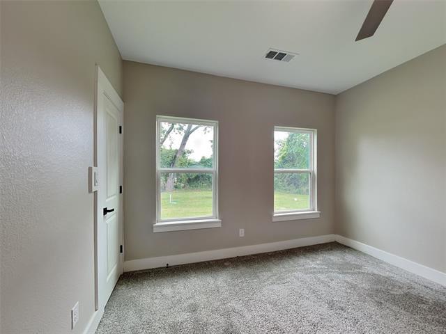 Building Photo - 111 Foster Ln