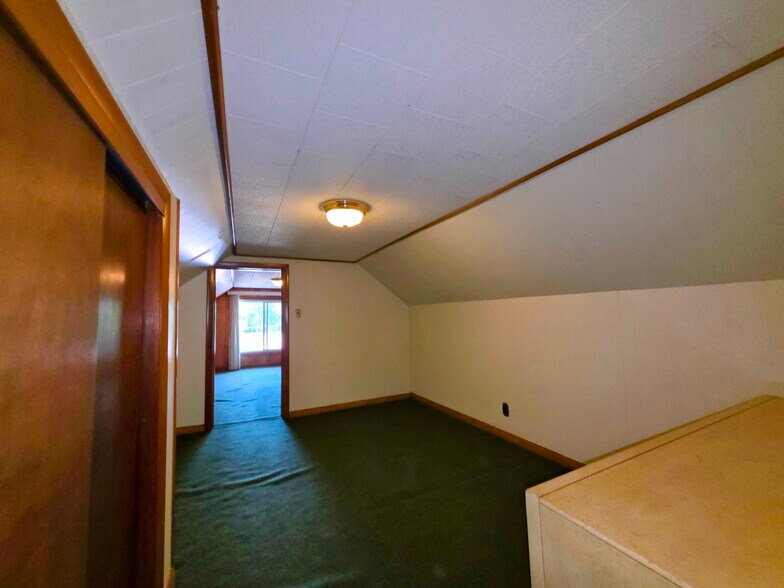 Building Photo - 97 White St