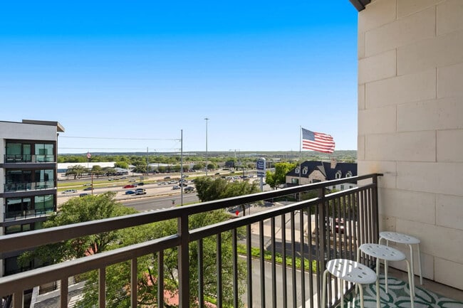 Building Photo - 9127 Research Blvd