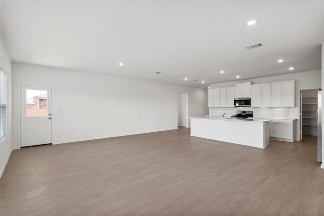 Building Photo - 110 Miglia St