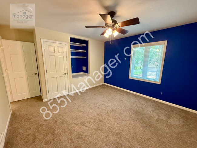 Building Photo - Union Lake Retreat – Updated 4-Bed Colonia...