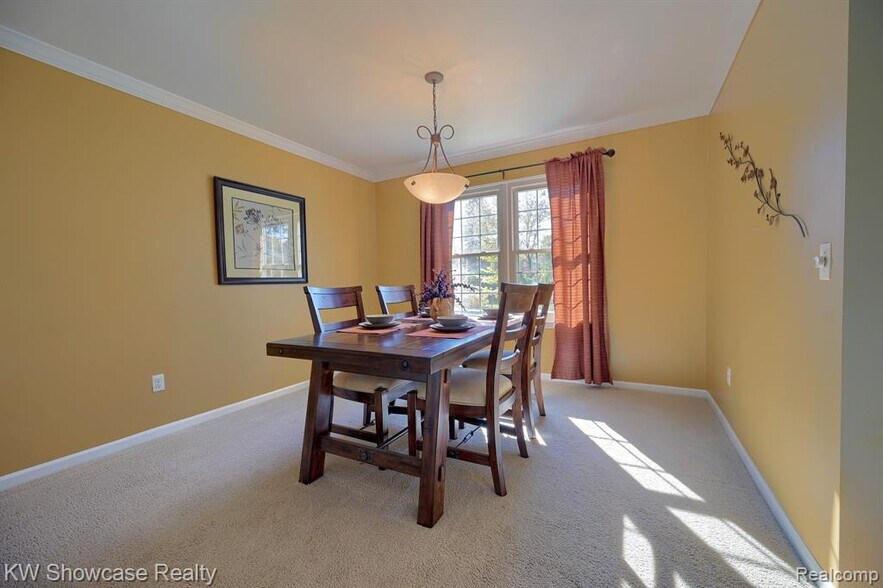Building Photo - 24509 Simmons Dr