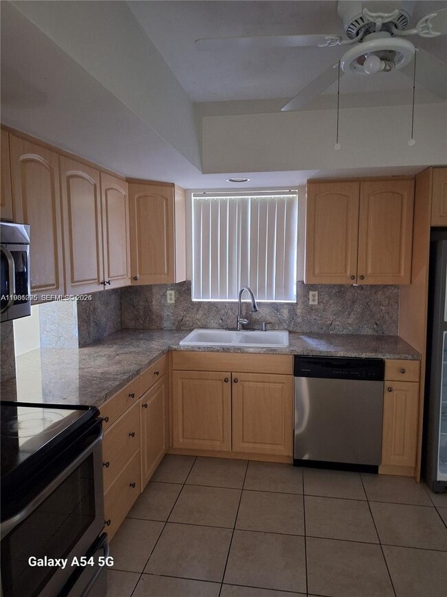 Building Photo - 710 NW 77th Way