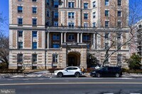 Building Photo - 1851 Columbia Rd NW