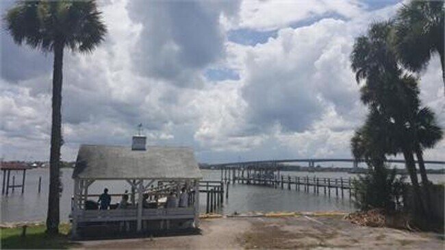 Building Photo - Newport Condominiums - 201