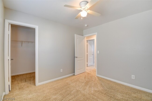 Building Photo - 536 Mayfair Walk Ave