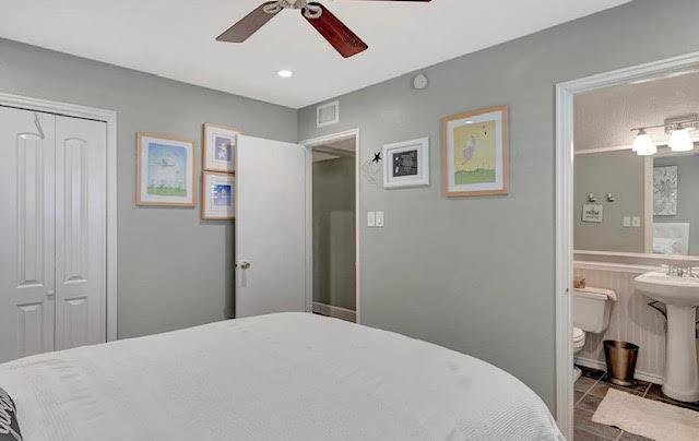 Building Photo - Arcadia Light Furnished Charmer with  Treehouse!!