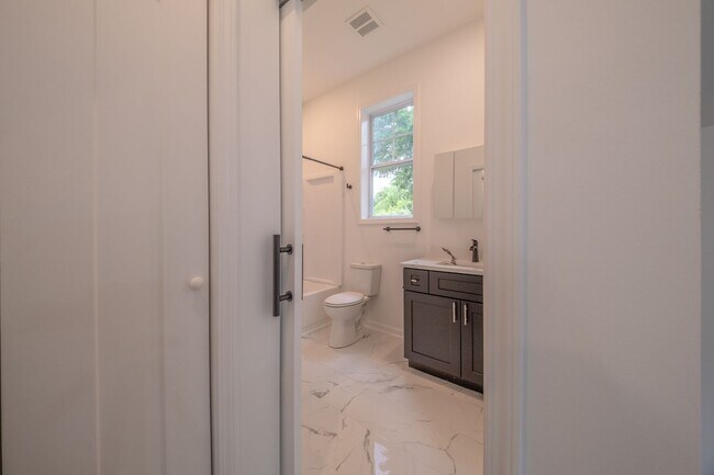 Building Photo - Brand New 2 Bed / 1 Bath Home with Loft