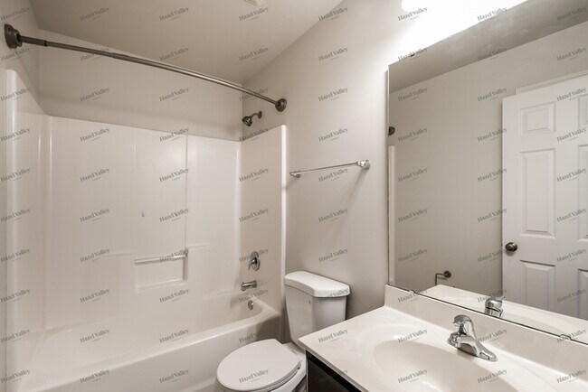 Building Photo - 1708 Coupru Ct