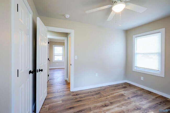 Building Photo - 3210 Stringfield Rd NW