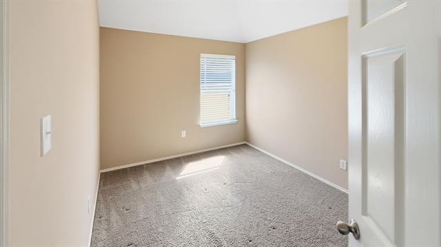 Building Photo - 15513 Landing Creek Ln