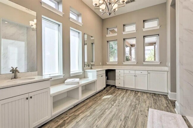 Building Photo - 13743 Walcott Avenue