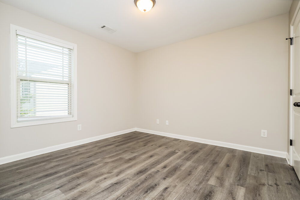 Building Photo - 1104 Jury Ct