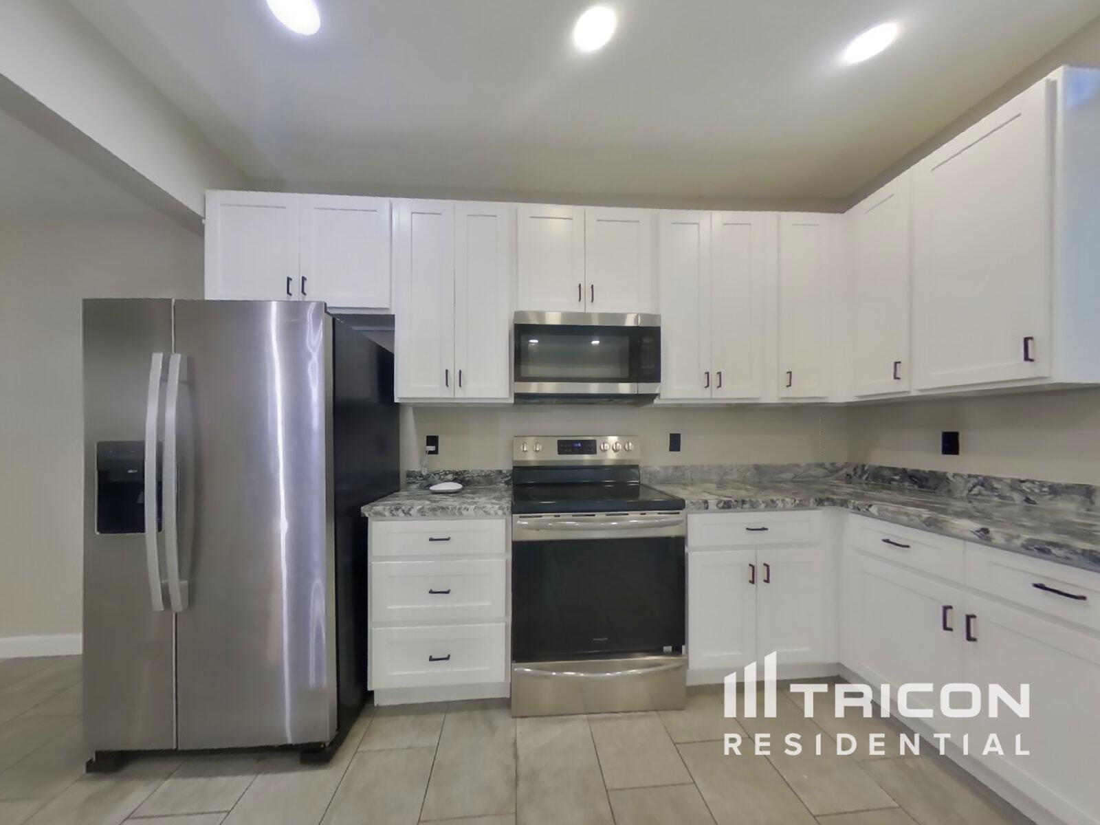 Building Photo - 4007 E Apollo Rd