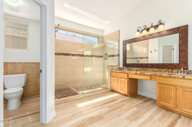 Building Photo - 7251 E Lomita Ave