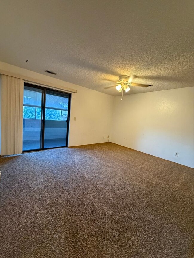 Building Photo - 6486 McNichols Ct