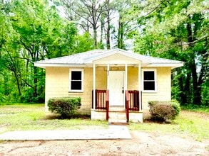 Building Photo - 217 Sharpe Rd