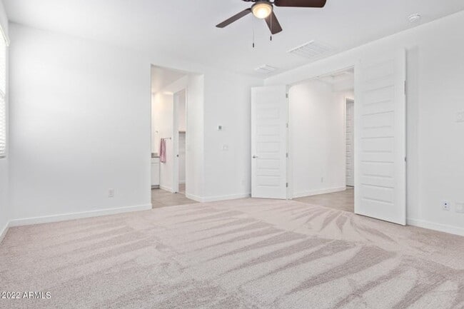 Building Photo - 19350 W Highland Ave