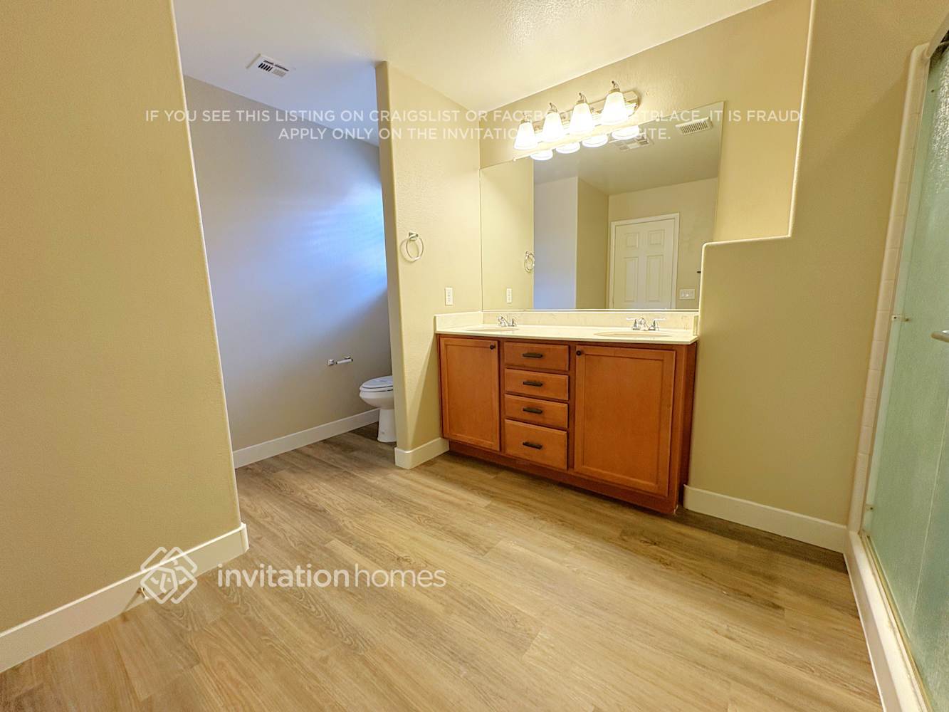 Building Photo - 7912 Point Oaks Ct