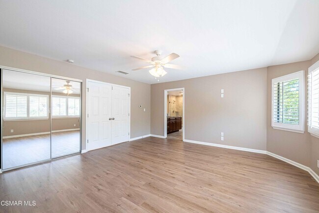 Building Photo - 4272 N Cedarpine Ln