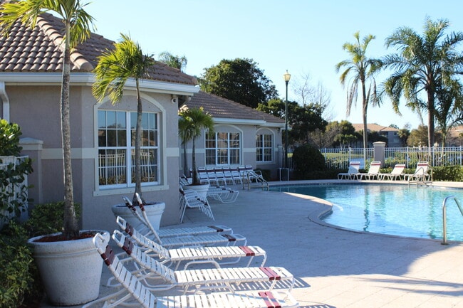 Building Photo - 5065 Wiles Rd