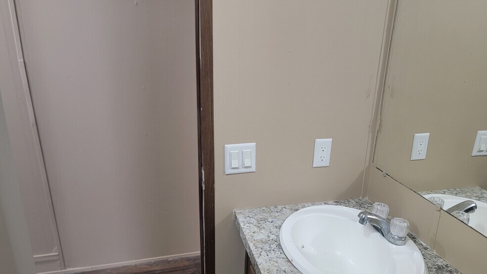 Building Photo - 32730 Carolee Cir