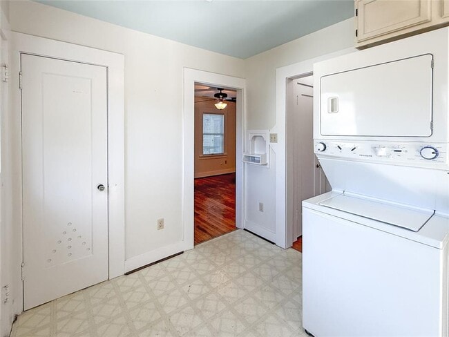 Building Photo - 4812 Ramsey Ave