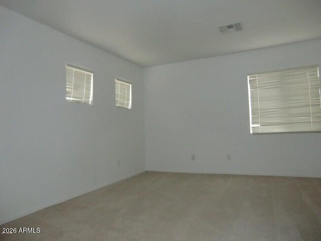 Building Photo - 5419 W Shumway Farm Rd