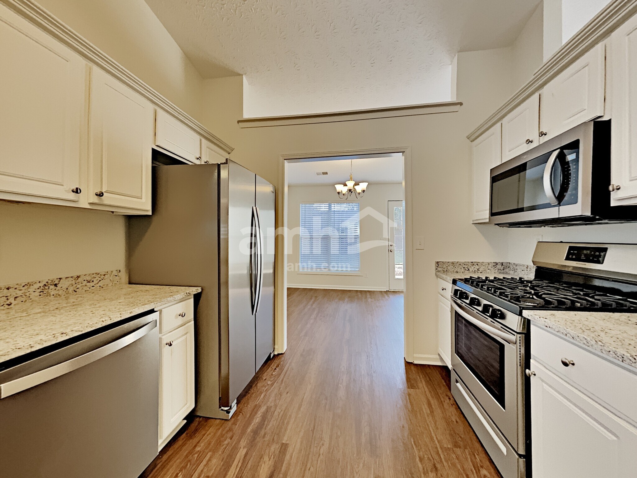 Building Photo - 2123 Yarbrough Way