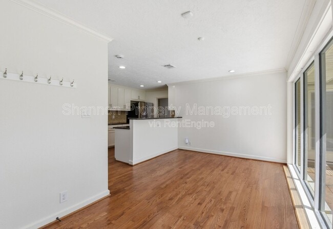 Building Photo - 2019 Brimberry St