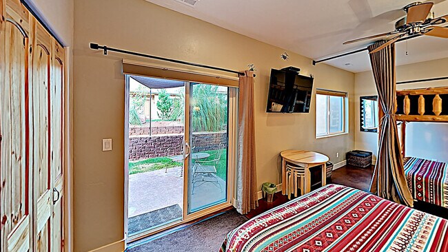 Building Photo - 3374 S Village Loop
