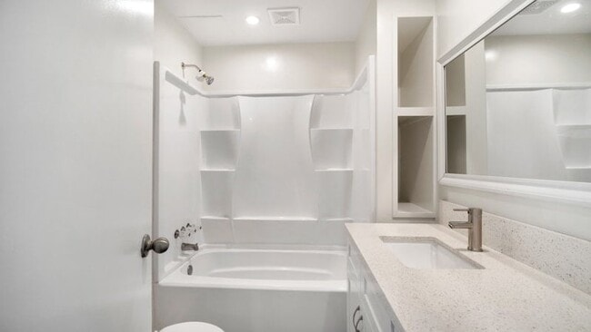 Floorplan - La Croix Apartments