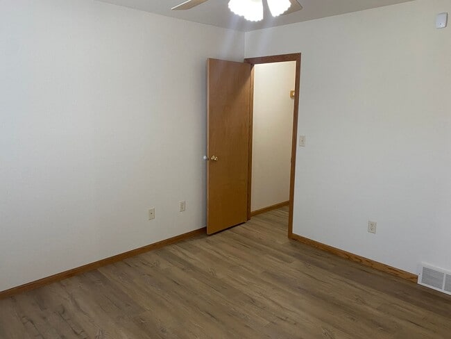 Building Photo - 7311 Ryan Amy Dr