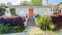 Building Photo - 2 Bedroom Dimond District Spanish Style Bu...