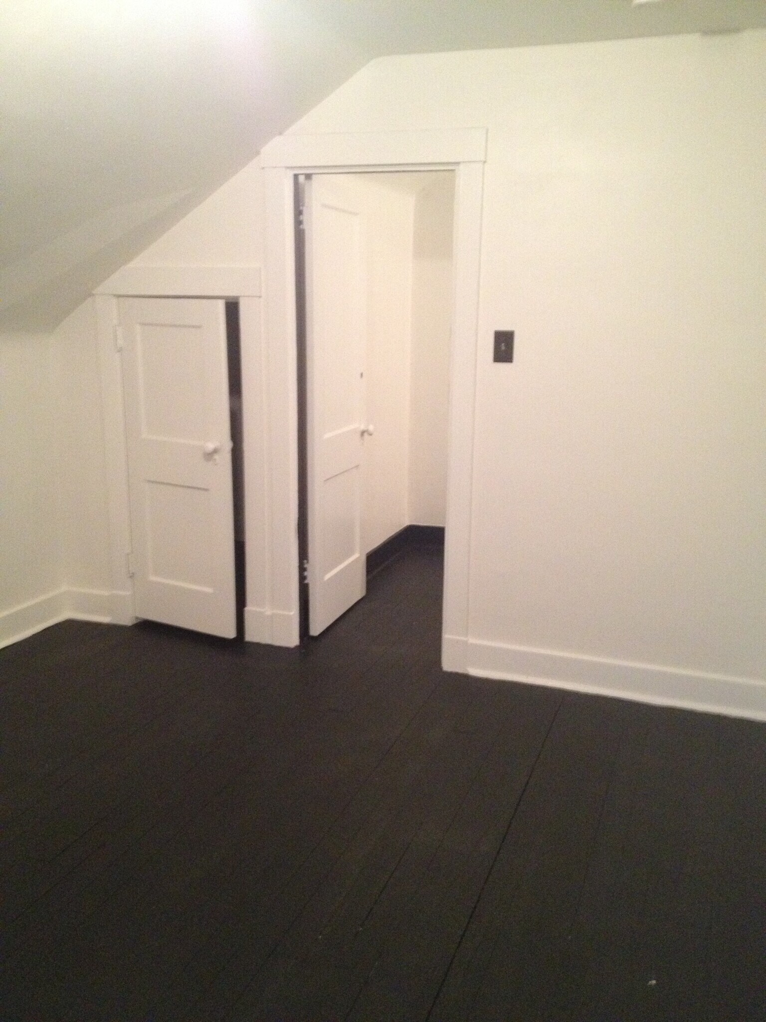 Building Photo - 5905 Stanton Ave