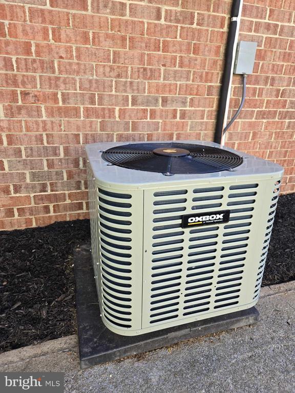 Building Photo - 254 Princeton St