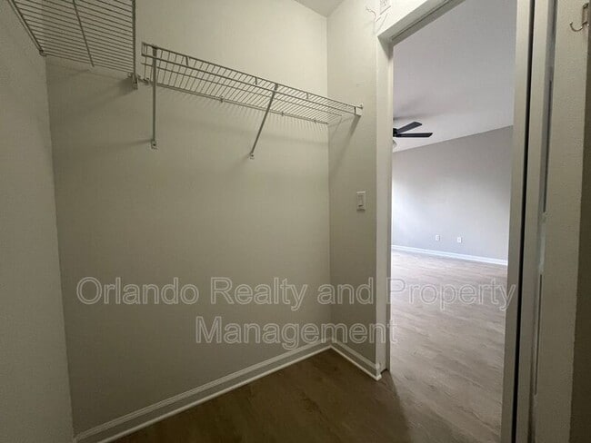 Building Photo - 16621 Cedar Crest Dr