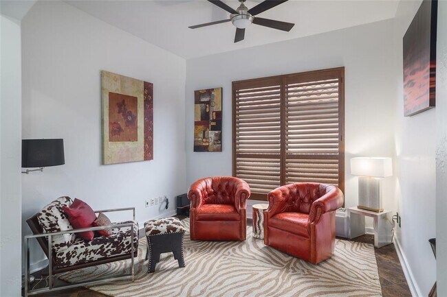 Building Photo - 15203 Lariat Trail