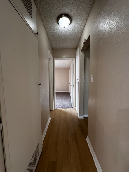 Building Photo - 5136 N Glendora Ave