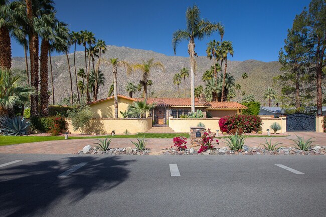 Building Photo - 387 S Cahuilla Rd