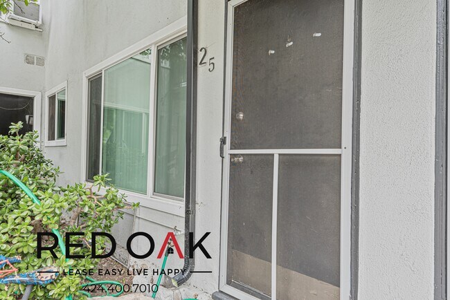Building Photo - 230 S Coronado St