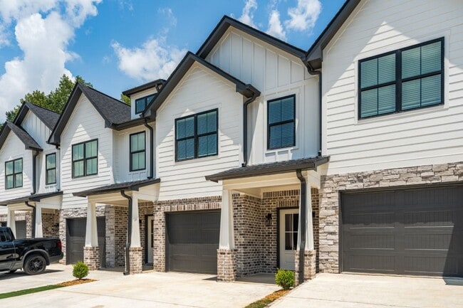 Building Photo - NEW CONSTRUCTION TOWNHOME FOR RENT! 3 BED ...