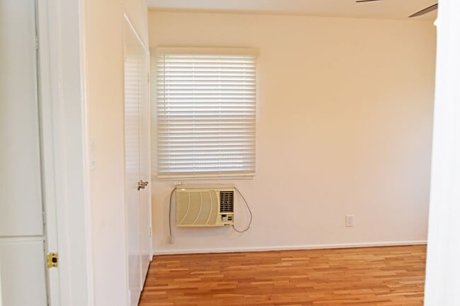 Building Photo - 5637 Strohm Ave