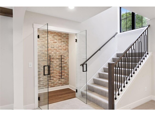 Building Photo - 21845 Byron Cir