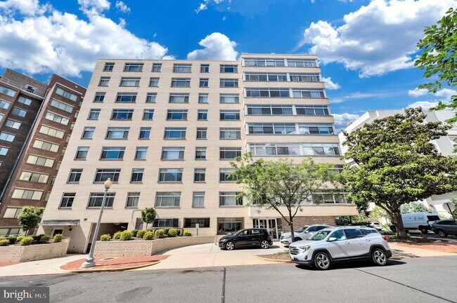 Building Photo - 2401 H St NW