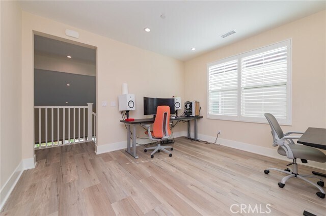 Building Photo - 58 Longchamp