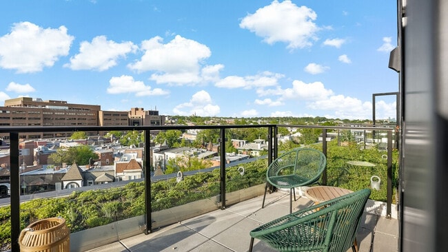 Building Photo - 1722 6th St NW