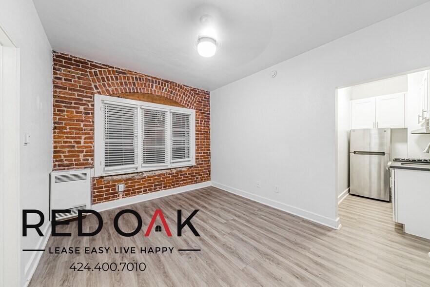 Building Photo - 1616 Normandie Ave