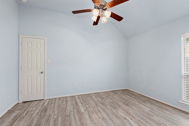 Building Photo - 28223 Sweet Oak Ln
